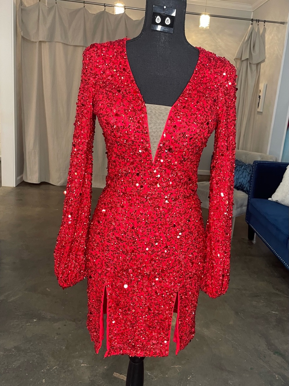 Red size 6 sequin homecoming cocktail dress